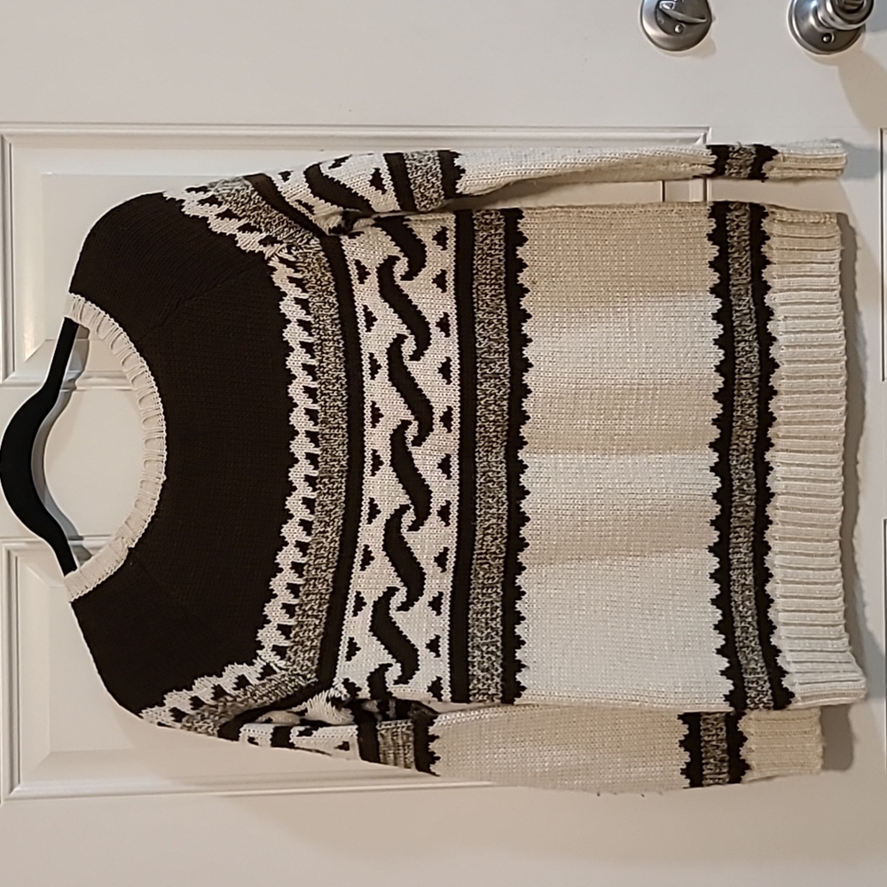 Sweater - Picture 2 of 3